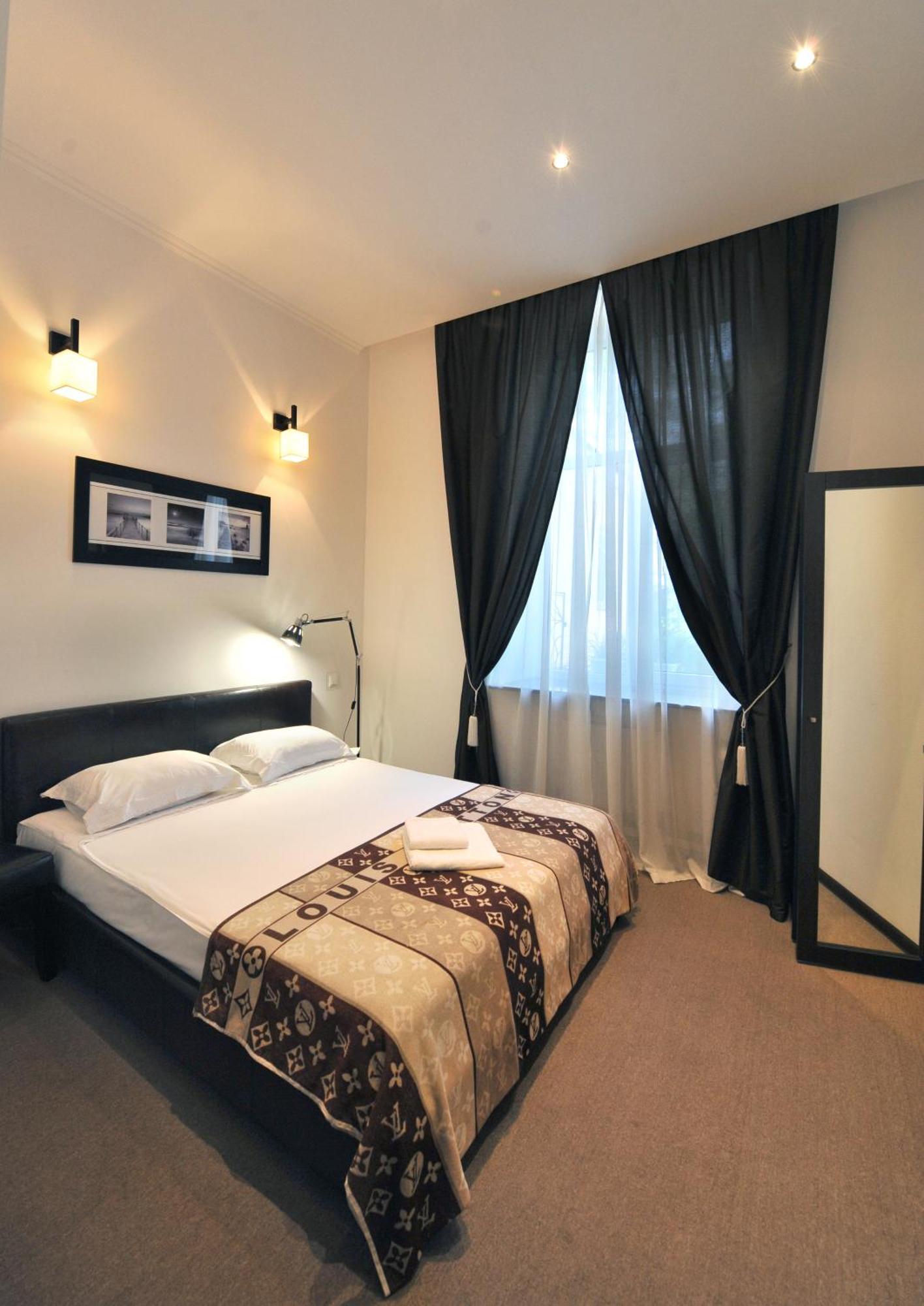 Hotel Reno On Deribasovskaya Odessa Zewnętrze zdjęcie