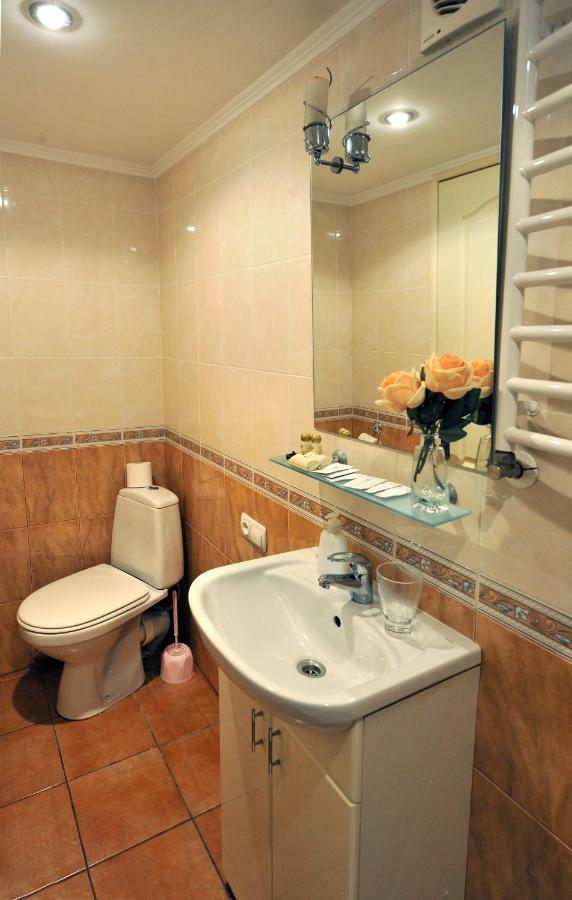 Hotel Reno On Deribasovskaya Odessa Zewnętrze zdjęcie