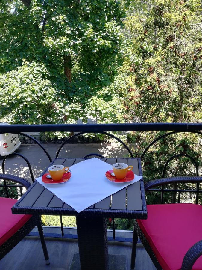Hotel Reno On Deribasovskaya Odessa Zewnętrze zdjęcie